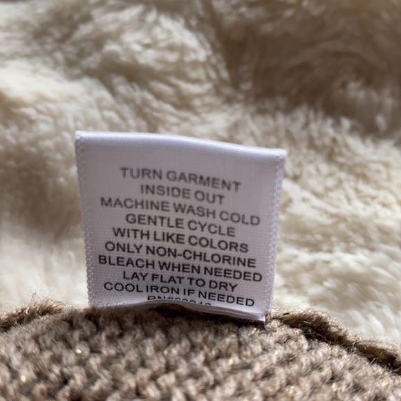 New York & Company, Medium, brown sweater - Picture 5 of 5